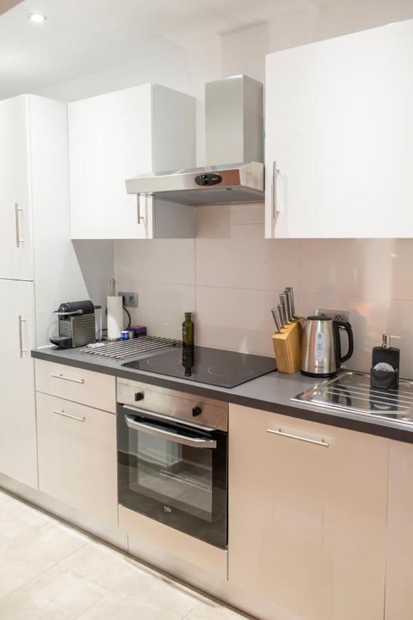 Suite Volupte Classee 3 Etoiles Avec Vue Sur Jardin, Climatisation Montpellier Eksteriør billede